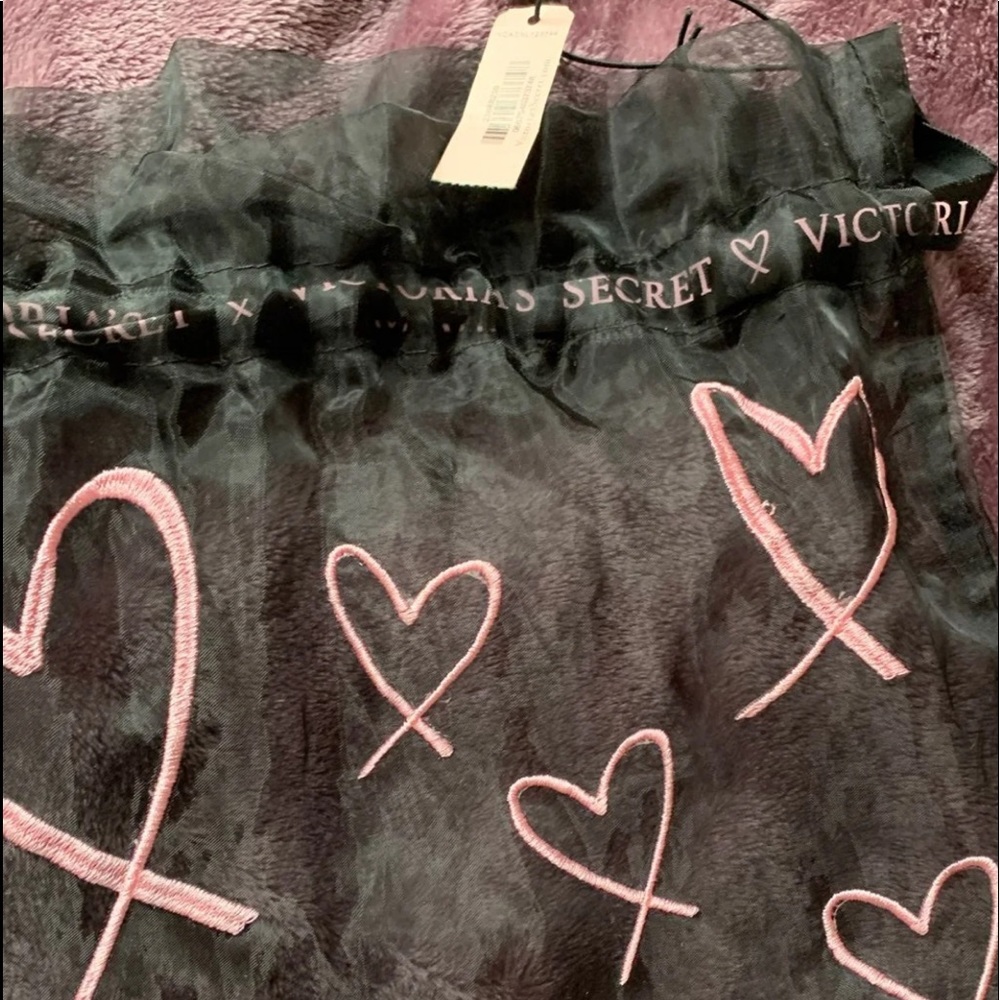 New Victoria Secret bras